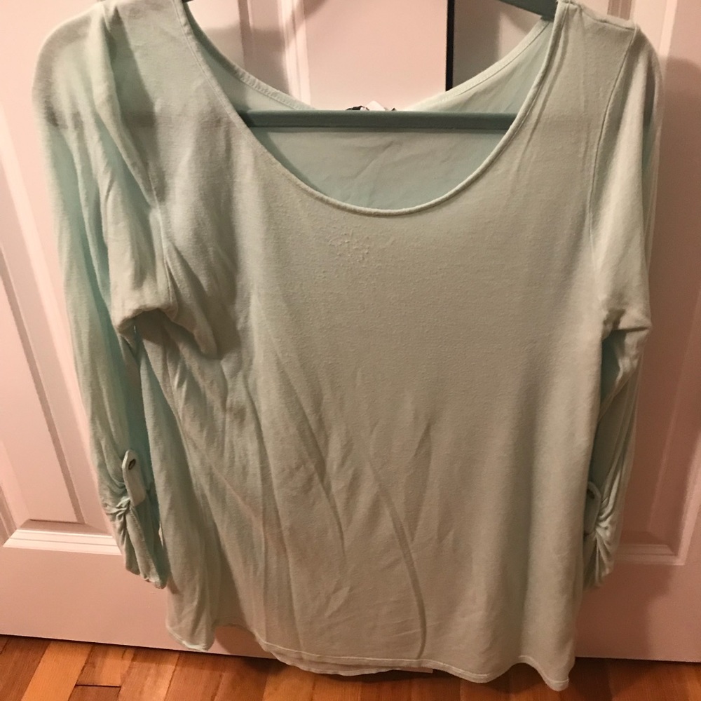 Express teal tee